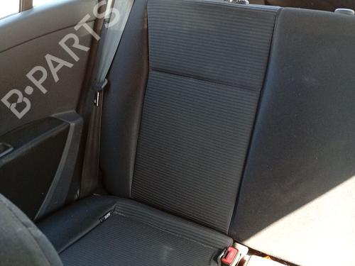 Sikkerhedssele bag højre Sikkerhedssele bag højre RENAULT CLIO III (BR0/1, CR0/1) 1.5 dCi (75 hp) 36527984 36527984