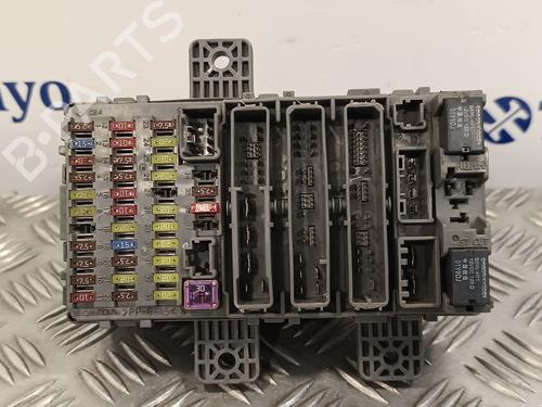 Used Fuse box HONDA CIVIC VIII Hatchback (FN, FK) 2.2 CTDi (FK3) (140 hp) 17069813