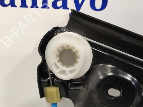 Front left window mechanism BMW 5 (E60) 525 d | BP15725533C22 