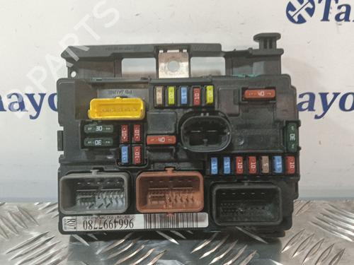 Used Fuse box PEUGEOT 207 (WA_, WC_) 1.4 HDi (70 hp) 27717495