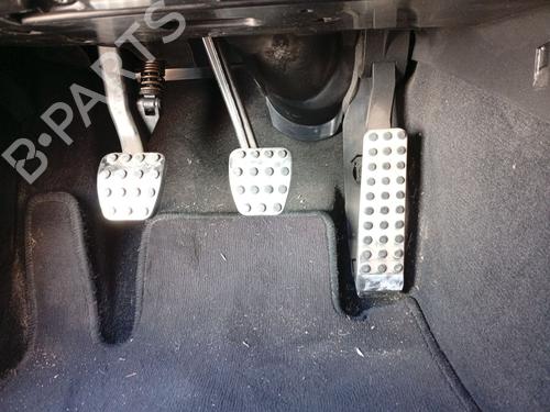 Used Break pedal Break pedal MERCEDES-BENZ SLK (R171) 200 Kompressor (171.442) (163 hp) 36491784 36491784