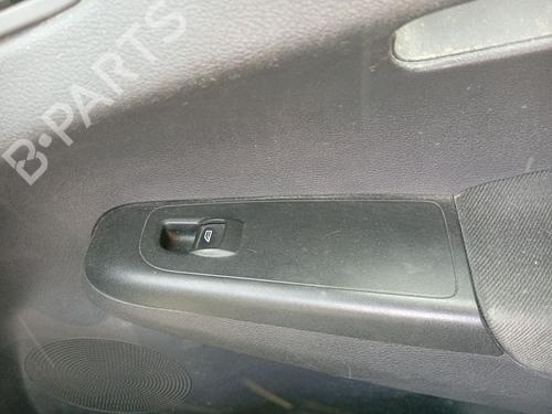 Used Right front window switch Right front window switch 37662881 37662881