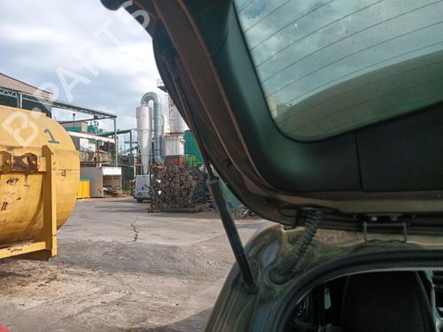 tailgate-lift-support-renault-kadjar-ha_-hl_-2015-34446366 main image