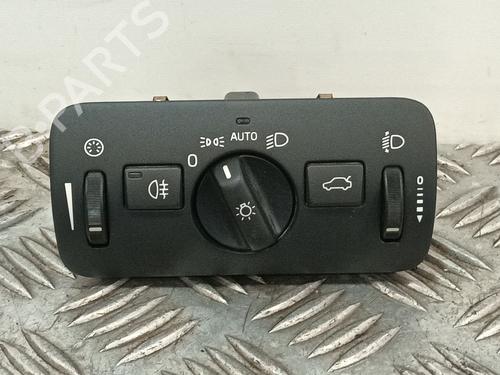 Used Headlight switch Headlight switch VOLVO V40 Hatchback (525) D3 (150 hp) 33337158 33337158