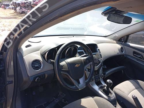 Used Fuse box Fuse box CHEVROLET CRUZE (J300) 2.0 CDI (150 hp) 40255439 40255439