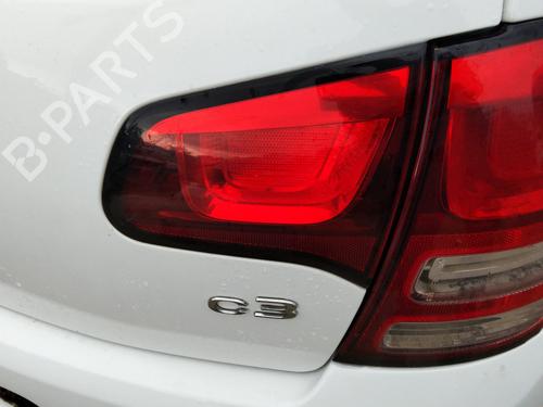 Used Right tailgate light Right tailgate light CITROËN C3 II (SC_) 1.4 HDi 70 (SC8HZC, SC8HR0, SC8HP4) (68 hp) 39881035 39881035