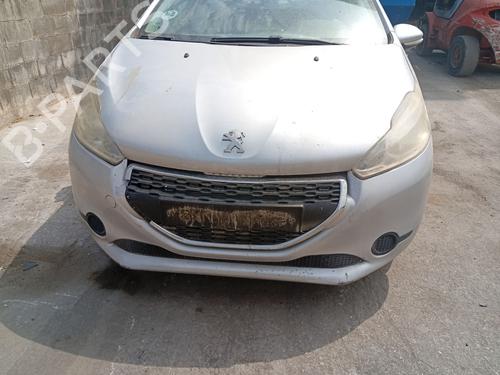 Used Front bumper reinforcement Front bumper reinforcement 37713348 37713348