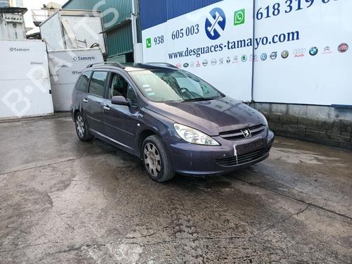 Right headlight PEUGEOT 307 SW (3H) 2.0 HDI 110 | BP32294924C29