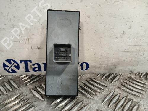 Left front window switch VW PASSAT B6 Variant (3C5) 2.0 TDI 16V | BP31998579I27