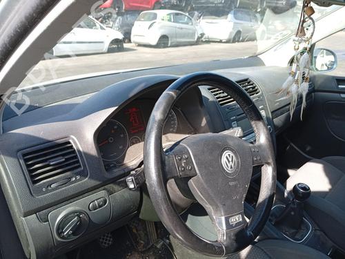 Instrumentbord VW GOLF V (1K1) 2.0 TDI 16V (140 hp) 32483221