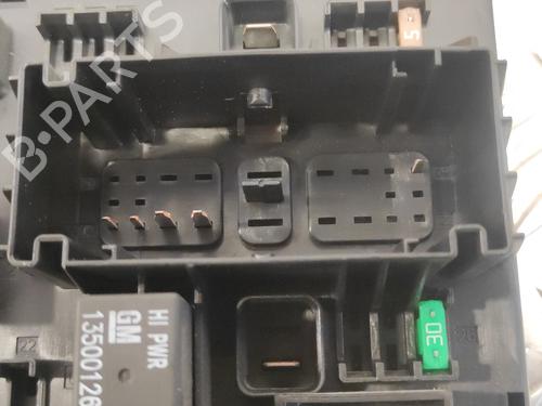 Fuse box OPEL ASTRA J (P10) 1.7 CDTI (68) | BP13938954E1 