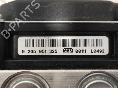 ABS pump PEUGEOT 3008 I MPV (0U_) 1.6 HDi | BP13583412M43 