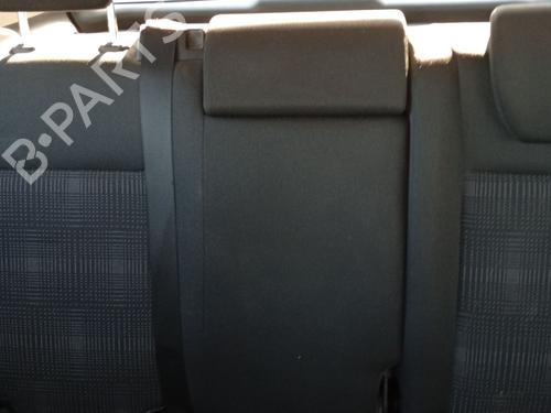 Used Rear center seatbelt Rear center seatbelt MERCEDES-BENZ A-CLASS (W169) A 180 CDI (169.007, 169.307) (109 hp) 36137895 36137895