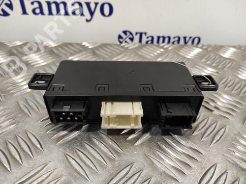 Used Electronic module BMW 5 (E39) 528 i (193 hp) 10492581