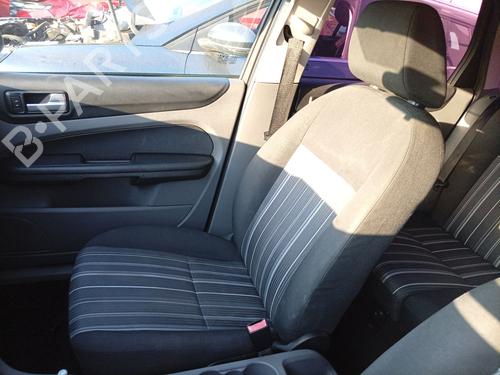 right-front-seat-ford-focus-ii-da_-hcp-dp-2004-2005-2006-2007-2008-2009-2010-2011-2012-2013-40459927 main image