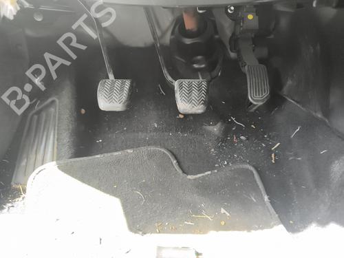 Used Clutch pedal Clutch pedal 38912406 38912406