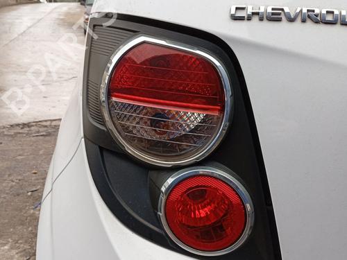 Feu arrière gauche CHEVROLET AVEO Hatchback (T300) 1.3 D (95 hp) 32122313