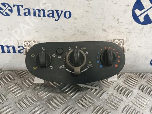 climate-control-dacia-duster-hs_-2010-2011-2012-2013-2014-2015-2016-2017-2018-31857285 main image