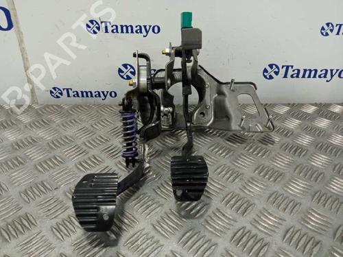 Used Break pedal PEUGEOT PARTNER Tepee [2008-2025]  27383309
