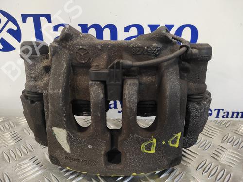 Used Right front brake caliper MERCEDES-BENZ SPRINTER 3,5-t Van (B906) 318 CDI (906.631, 906.633, 906.635, 906.637) (184 hp) 12233245
