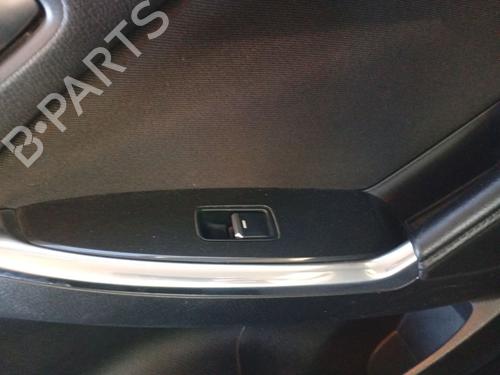 Used Right rear window switch Right rear window switch TOYOTA LAND CRUISER 90 (_J9_) 3.0 TD (KZJ90, KZJ95) (140 hp) 33816684 33816684