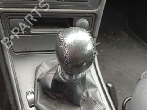 Palanca de cambios Palanca de cambios RENAULT CLIO I (B/C57_, 5/357_) 1.2 (B/C/S577) (54 hp) 36998690 36998690