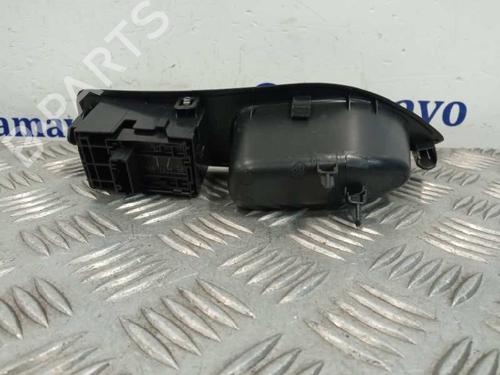Right rear window switch TOYOTA YARIS (_P21_, _PA1_, _PH1_) 1.5 Hybrid (MXPH10, MXPH11) | BP29355871I28 