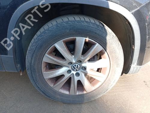 Used Right front steering knuckle Right front steering knuckle VW TIGUAN (5N_) 1.4 TSI 4motion (150 hp) 34557971 34557971