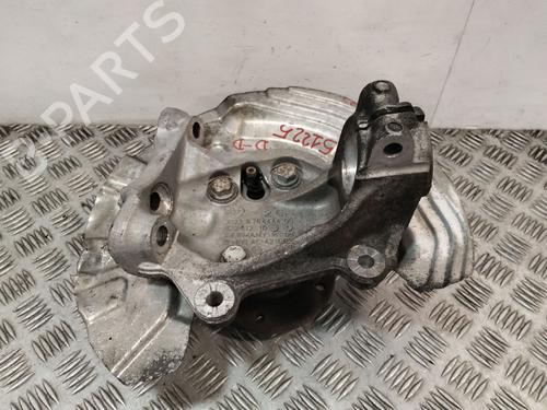 Used Right front steering knuckle Right front steering knuckle 37080636 37080636