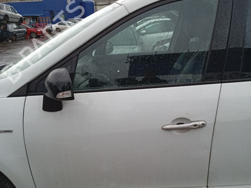 Used Left front door RENAULT GRAND SCÉNIC III (JZ0/1_) 1.6 dCi (JZ00, JZ12) (130 hp) 31754002
