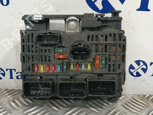 Used Fuse box PEUGEOT 307 (3A/C) 2.0 HDi 90 (90 hp) 30460101