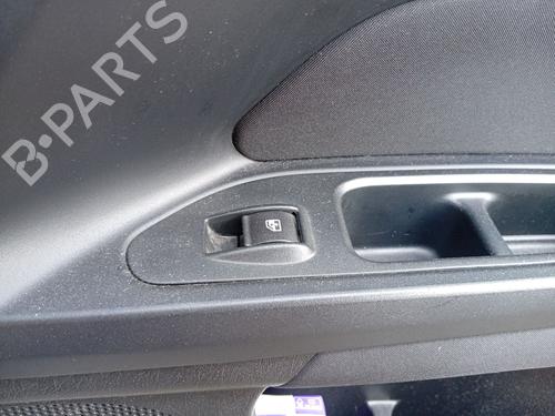 Used Right front window switch Right front window switch 37759004 37759004