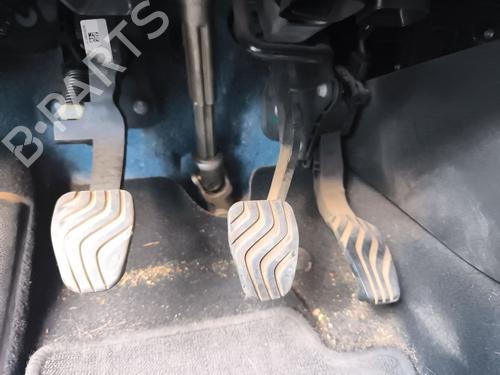 Used Pedal Pedal 39503870 39503870
