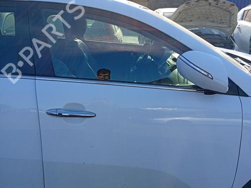 Used Right front door Right front door 36668305 36668305
