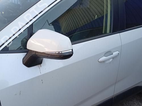 Used Left front door Left front door 36998849 36998849
