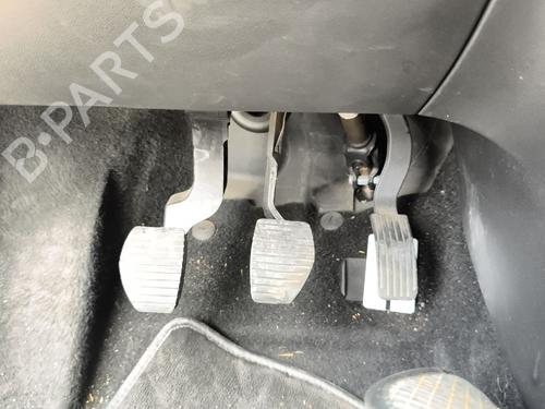 Used Break pedal Break pedal 38461237 38461237