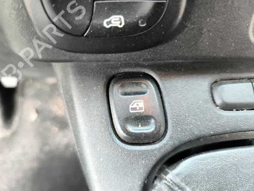 Used Left front window switch Left front window switch FIAT PANDA (312_, 319_) 1.3 D Multijet 4x4 (312PXU1A) (95 hp) 40089270 40089270