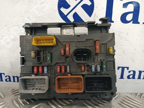 Used Fuse box PEUGEOT 307 CC (3B) [2003-2009]  26278310