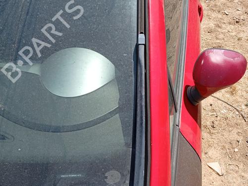 front-windshield-wiper-arm-seat-leon-1p1-2005-2006-2007-2008-2009-2010-2011-2012-2013-37640885 main image