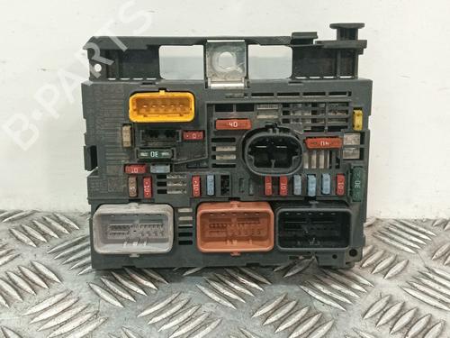 Used Fuse box Fuse box PEUGEOT 308 SW I (4E_, 4H_) 1.6 16V (120 hp) 34058559 34058559