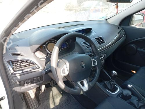 Dashboard Dashboard RENAULT MEGANE III Hatchback (BZ0/1_, B3_) 1.6 16V (BZ1B, BZ1H) (110 hp) 37494891 37494891