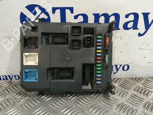 fuse-box-citroen-c3-ii-sc_-2009-31947886 main image