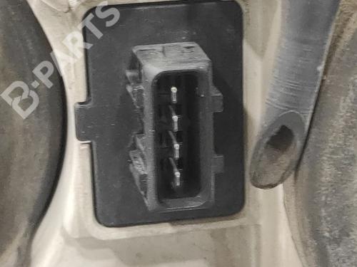 Right headlight VOLVO S40 I (644) 1.9 DI | BP11541317C29 