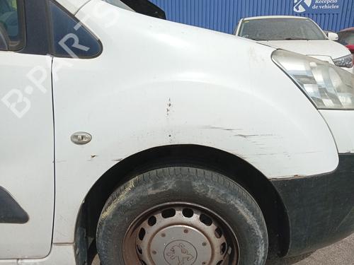 Used Right front fenders Right front fenders PEUGEOT PARTNER Box Body/MPV 1.6 HDi (75 hp) 34541537 34541537