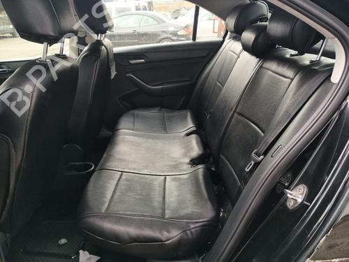 Throttle body SEAT TOLEDO IV (KG3) 1.6 TDI | BP30696451M82