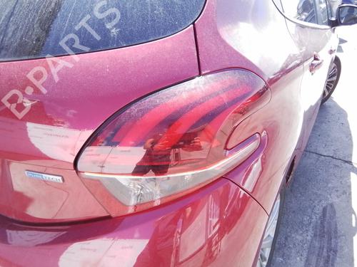 Used Right taillight Right taillight RENAULT LAGUNA I (B56_, 556_) 2.0 (114 hp) 33554904 33554904