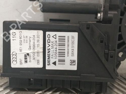 Left front window motor AUDI A4 B6 (8E2) 2.0 | BP39992498E21 - Image 2
