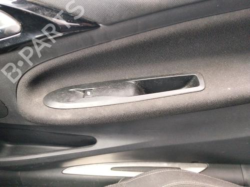 Used Right front window switch Right front window switch CITROËN DS3 (SA_) 1.6 HDi 90 (92 hp) 39815263 39815263
