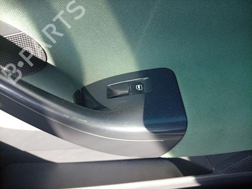Used Right front window switch Right front window switch VW GOLF V Variant (1K5) 1.9 TDI (105 hp) 40507152 40507152