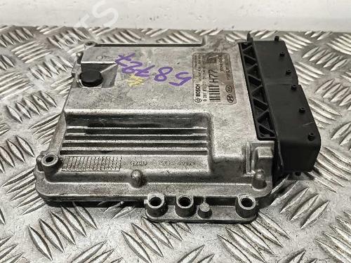 Engine control unit (ECU) HYUNDAI i40 I (VF)  | BP26568495M57 